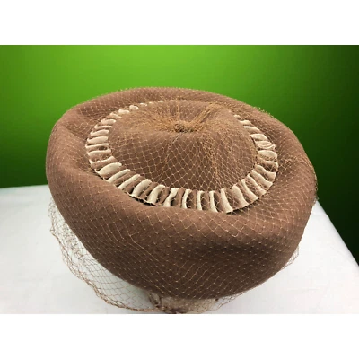 Vintage Taupe Velour Women’s Hat Gorgeous shade and beautiful lace accents and r - Image 1 of 4
