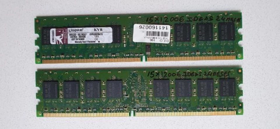 1GB Kingston KVR533D2N4/1G ValueRAM PC2-4200, DDR2 SDRAM, 533MHz CL4 DIMM, - Imagen 1 de 1