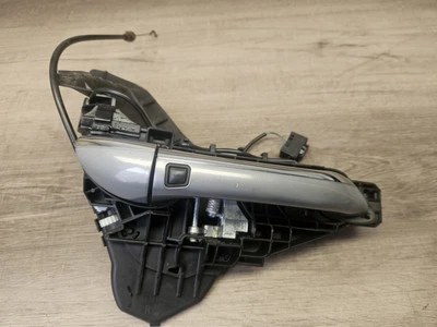 06-13 Mercedes X164 GL450 ML350 Manija de puerta exterior delantera derecha sin llave Go OEM Foto 1 de 3