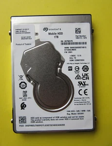 Seagate ST1000LM035 1RK172-570 EB01 1TB 2.5" HDD May 2024 TK Thailand ZKP - Picture 1 of 8