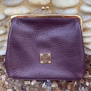 Dooney & Bourke Pebble Grain Leather Burgundy/Maroon Kiss Lock Clutch Bag - Picture 1 of 6