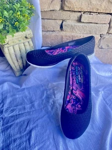 Skechers Women's Air Cooled Memory Foam Black Slip On Size 8.5 -SN23312- BA2 - Picture 1 of 8