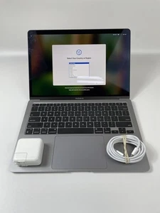 Apple MacBook Air 13-inch Mid 2020 512GB, 8GB RAM Wi-Fi A2337 M1 Space Gray Fair - Afbeelding 1 van 9