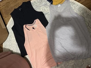3 Women’s Sleeveless Workout Tops - Fableta Champion & Old Navy Sz M - Picture 1 of 1