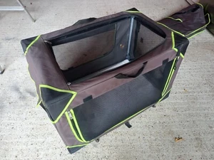 Cheeko Easy Up Fabric Dog Kennel - Picture 1 of 4