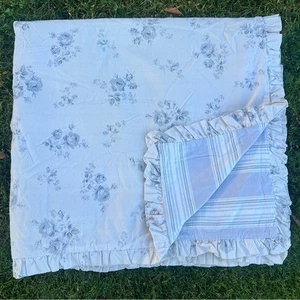 VTG Ethan Allen Blue Gray Rose Reversible 3-Piece Duvet Set Ruffles Cottage READ - Picture 1 of 16