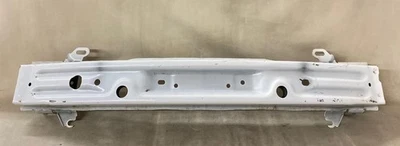 2015 Lincoln MKX Front Bumper Reinforcement - Imagem 1 de 4