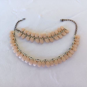 Vintage BSK Necklace Bracelet Set Shiny Pearlized Baby Pink Lucite Style Small - Picture 1 of 14