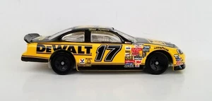 Hot Wheels Ford Taurus #17 Dewalt Matt Kenseth 1999 - Picture 1 of 7