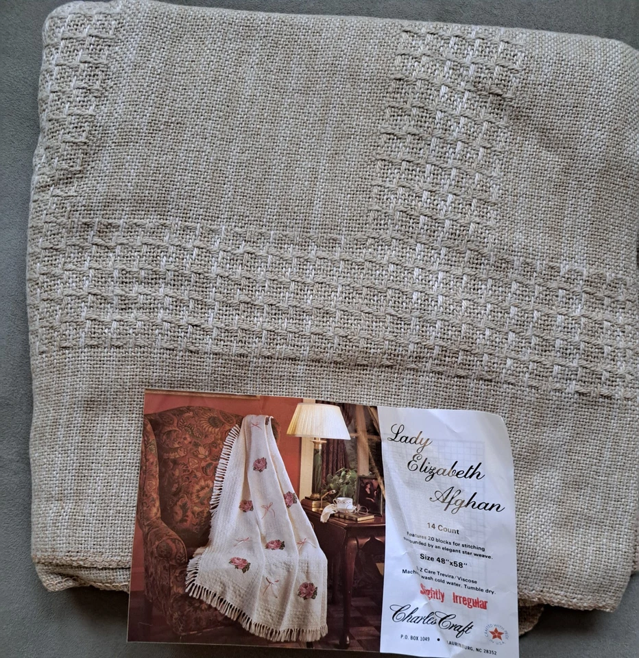Lady Elizabeth Afghan 14 unidades 48x58 ligeramente irregular natural Foto 1 de 1