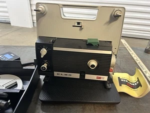 PROYECTOR DE PELÍCULAS VINTAGE ELMO GP-E ZOOM 8 MM COMPLETO EN ESTUCHE HECHO EN Japón - Imagen 1 de 6
