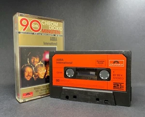 ABBA INTERNATIONAL Cassette 817352-4 **RARE GERMAN 1ST ISSUE 1984** GOLD CASE - Picture 1 of 9