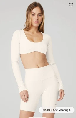 Top corto de manga larga Alo Yoga talla S Foto 1 de 4