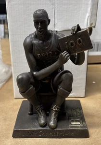 Wilt Chamberlain 100 Puntos Juego Bobble Doble Estatua SGA Limitado a 5000 - Imagen 1 de 6