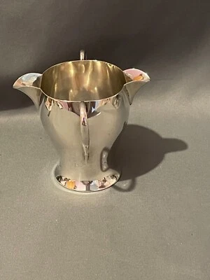 Jarra crema doble caño plata victoriana tardía Londres 1898 fabricante: Samuel Walton Sm Foto 1 de 4