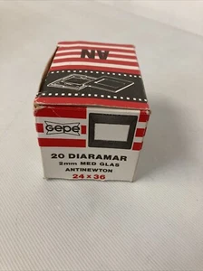 Gepe 24x36mm Anti Newton Glass Slide Mounts ~ Box of 20 (2mm) - Picture 1 of 5