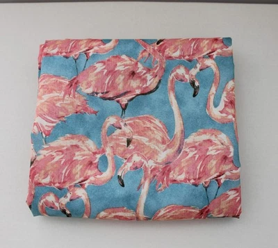 Cortina de ducha de tela flamenco rosa Waverly 70x72" Foto 1 de 4