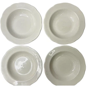 Menge 4 Büffel Porzellan Cremeweiß Überbackene Mittagessen Teller 8 3/4 Zoll - Bild 1 von 7