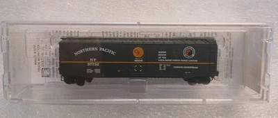 *Z* NORTHERN PACIFIC NP 97732 50' Standard Box Car Plug Door Z Scale 1:220 Train - Image 1 of 4