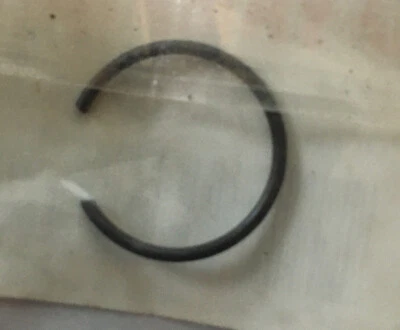 GENUINO NOS OEM YAMAHA MARINO CLIP INTERIOR PIEZA GENUINA DE FÁBRICA 93450-17129 Foto 1 de 2