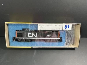 ROUNDHOUSE RS3 DIESEL HO CANADIAN NATIONAL LOCOMOTIVE DC #3900 No.89 - Picture 1 of 10