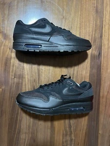 Nike Air Max 1 Essential AM1 "Triple Black" Herren Gr. 11 (FZ5808-006) Retro - Bild 1 von 8
