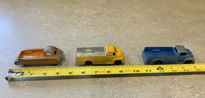 4 picapes vintage Tootsie Toy década de 1940 4” - Imagem 1 de 4