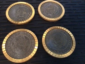 Juego de 4 posavasos de latón con sello de la Casa del Congreso de Estados Unidos DE COLECCIÓN - Imagen 1 de 3