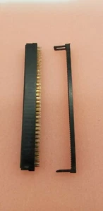 AMP INC #1-499934-1 Verriegelungsstecker Serie 60-PIN 1A 105C - NEU, Stck 10 - Bild 1 von 9