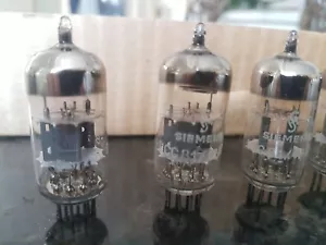 Siemens & Halske ECC81 1960er Nos Neu im Karton 12AT7 E81CC NEU! Set 2 Stck. + - Bild 1 von 3