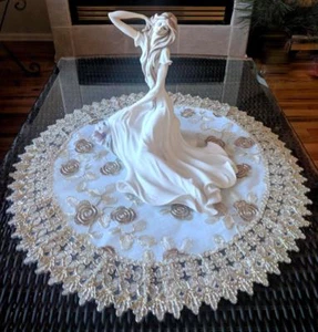 Deckchen 23 Zoll Metallic Gold Rose Spitze Viktorianische Tischplatte Groß - Bild 1 von 5