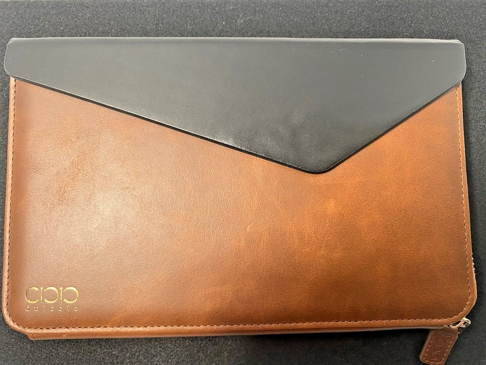 NUEVO Folio/Estuche para Tableta de Cuero Dulccio, Marrón y Negro, se adapta a Tabletas 7.8 x 5.1 Foto 1 de 4