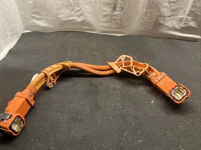 Cable de alto voltaje de transmisión trasera OEM17-24 Tesla Modelo 3 1109000-00-D 488 T15 Foto 1 de 4