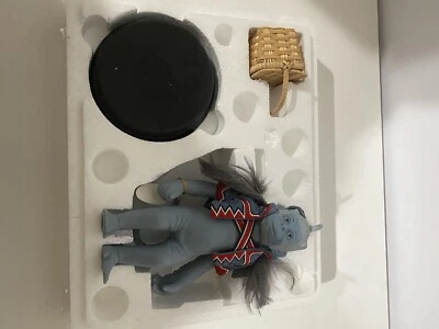 Muñeca de porcelana Winged Monkey The Wizard of Oz Timeless Treasures NO en caja como nueva Foto 1 de 4