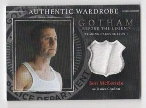 Cryptozoic Gotham Season 1 costume card M12 James Gordan - Picture 1 of 1