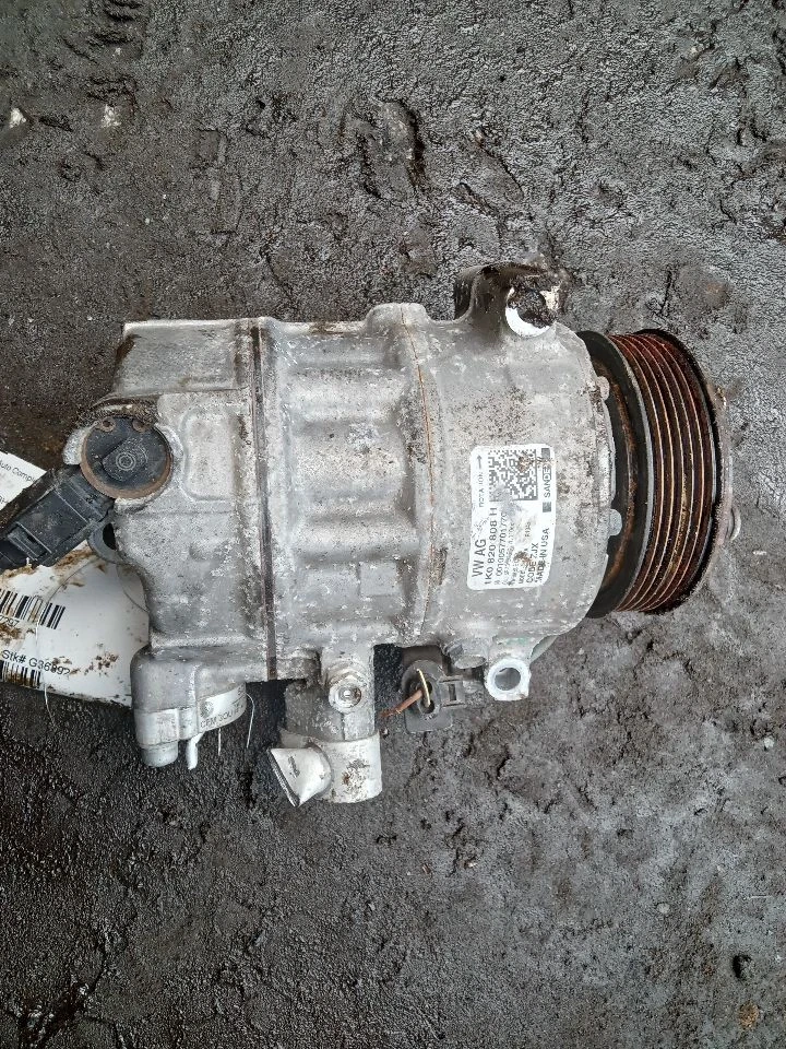 Used A/C Compressor fits: 2017 Volkswagen Jetta 2.0L R134A Grade A Foto 1 de 4