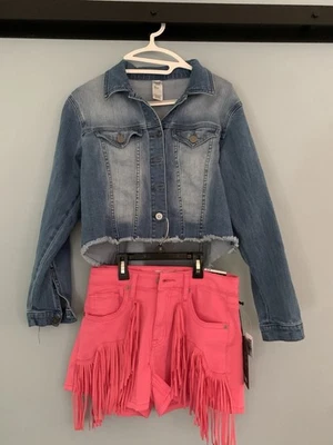 Weissman Cowgirl Costume (XSA) Juniors Set Denim Jacket Pink Fringe Shorts (w25) - Image 1 of 4