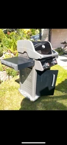 Weber Spirit, Gasgrill 210 Grill zweiflammig. Bitte nur Abholung! - Bild 1 von 3