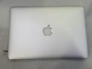 Apple MacBook Pro 13′′ Retina A1502 (2015) GRADE C Full LCD Screen - Picture 1 of 6