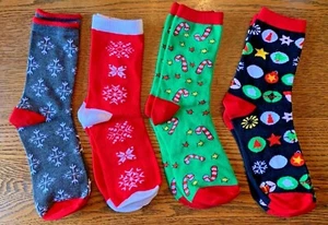 Women's NEW Christmas Crew Socks - Select from 4 Different Styles - Picture 1 of 7