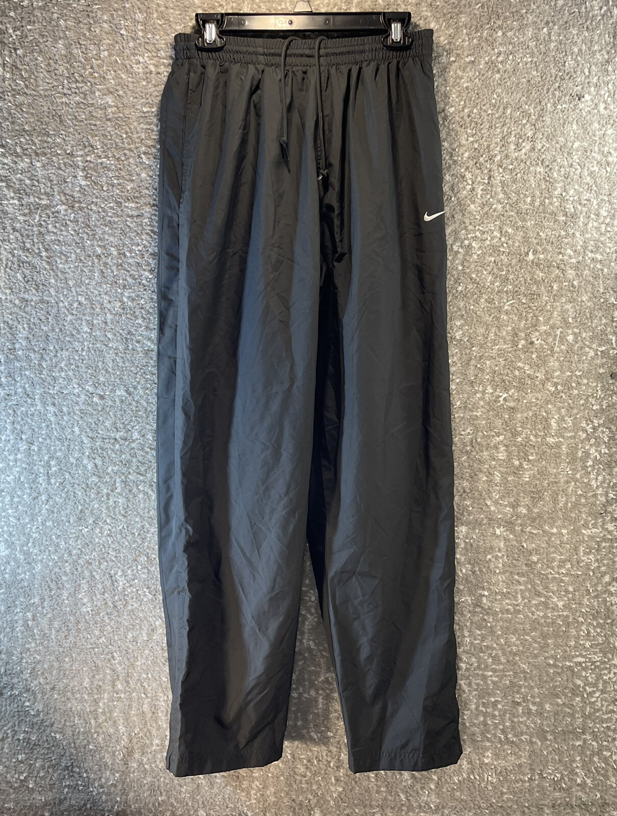 NIKE Medium Black Windbreaker Track 