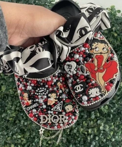 Adult Custom Bling Crocs - Picture 1 of 3