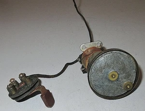 LIONEL PRE WAR STEAMERS CHUGGER / CAB SWITCH HARD TO FIND PARTS - Picture 1 of 4