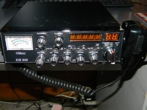 Galaxy DX 959 AM/SSB 40 Channel Mobile CB Radio Mint - Photo 1/8