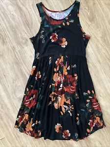 HiMONE Black Floral Sundress Size S ~ Fit & Flare Sleeveless Scoop Neck~ NWT - Picture 1 of 8