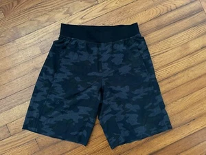 Lululemon T.H.E. shorts 11" Liner Less Camo Medium - Bild 1 von 3