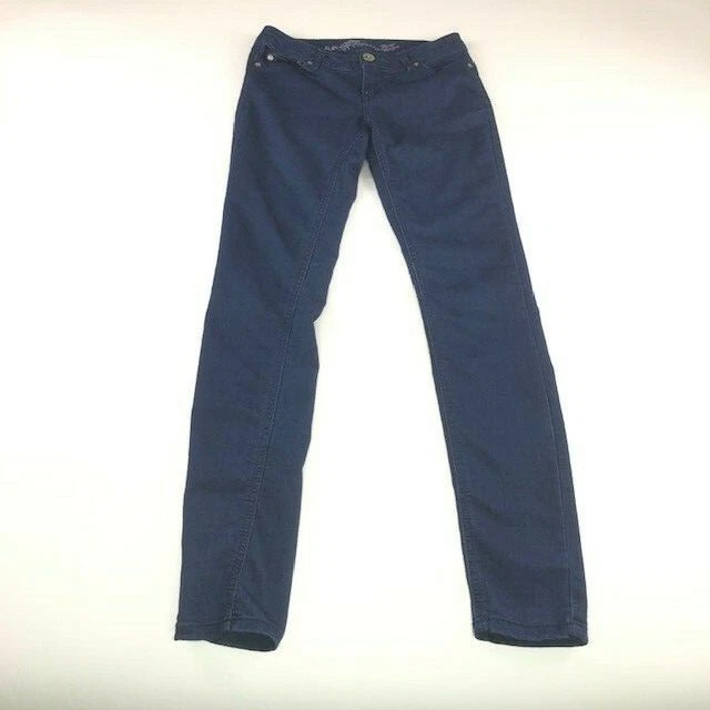 Pantalones de mezclilla Almost Famous azul oscuro juniors calce ajustado calce al tobillo 5 bolsillos azul talla 1 Foto 1 de 4