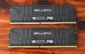 Crucial Ballistix 3200 MHz DDR4 DRAM Kit de mémoire de jeu pour ordinateur de bureau 16 Go (8 Go x 2) - Photo 1/3