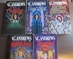 V.C. Andrews Complete Landry Series 5 Paperback Books w/Keyhole Covers Very Good - Bild 1 von 5