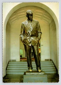 Will Rogers Memorial Claremore Oklahoma Statue Jo Davidson's Statue UNP Postcard - Picture 1 of 2